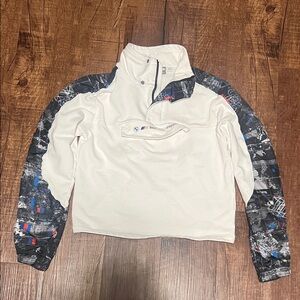 BMW - PUMA White & Black Long Sleeve Pullover - Small